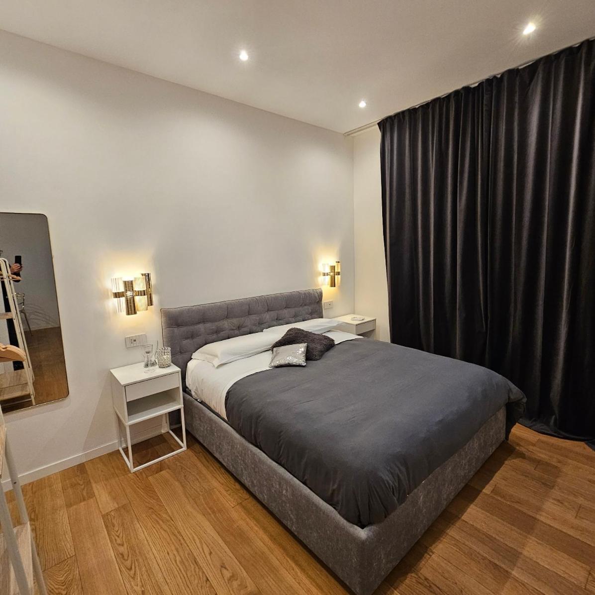 Cozy Apartment Between Sempione, City Life And Mico ! Милано Екстериор снимка