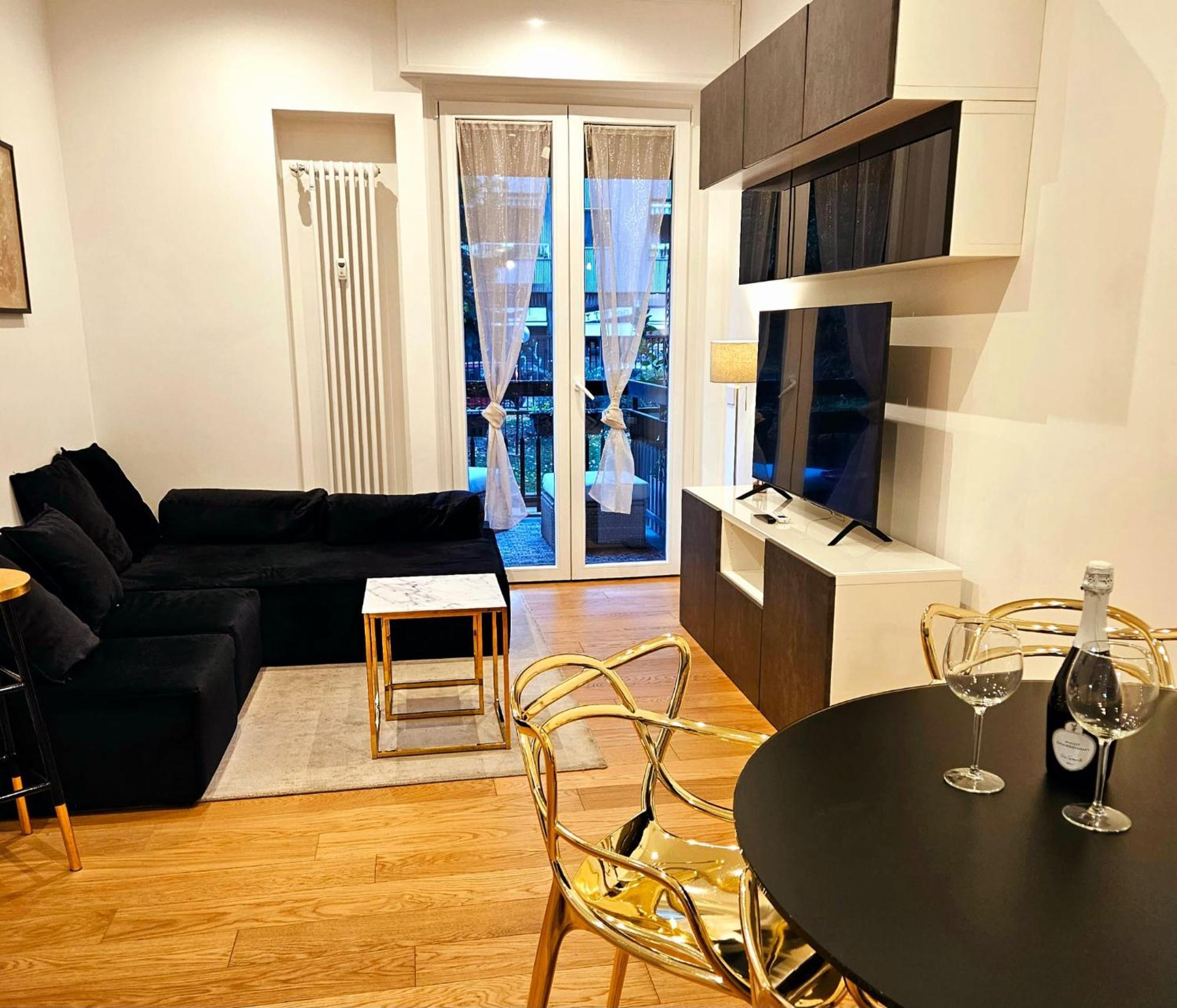 Cozy Apartment Between Sempione, City Life And Mico ! Милано Екстериор снимка