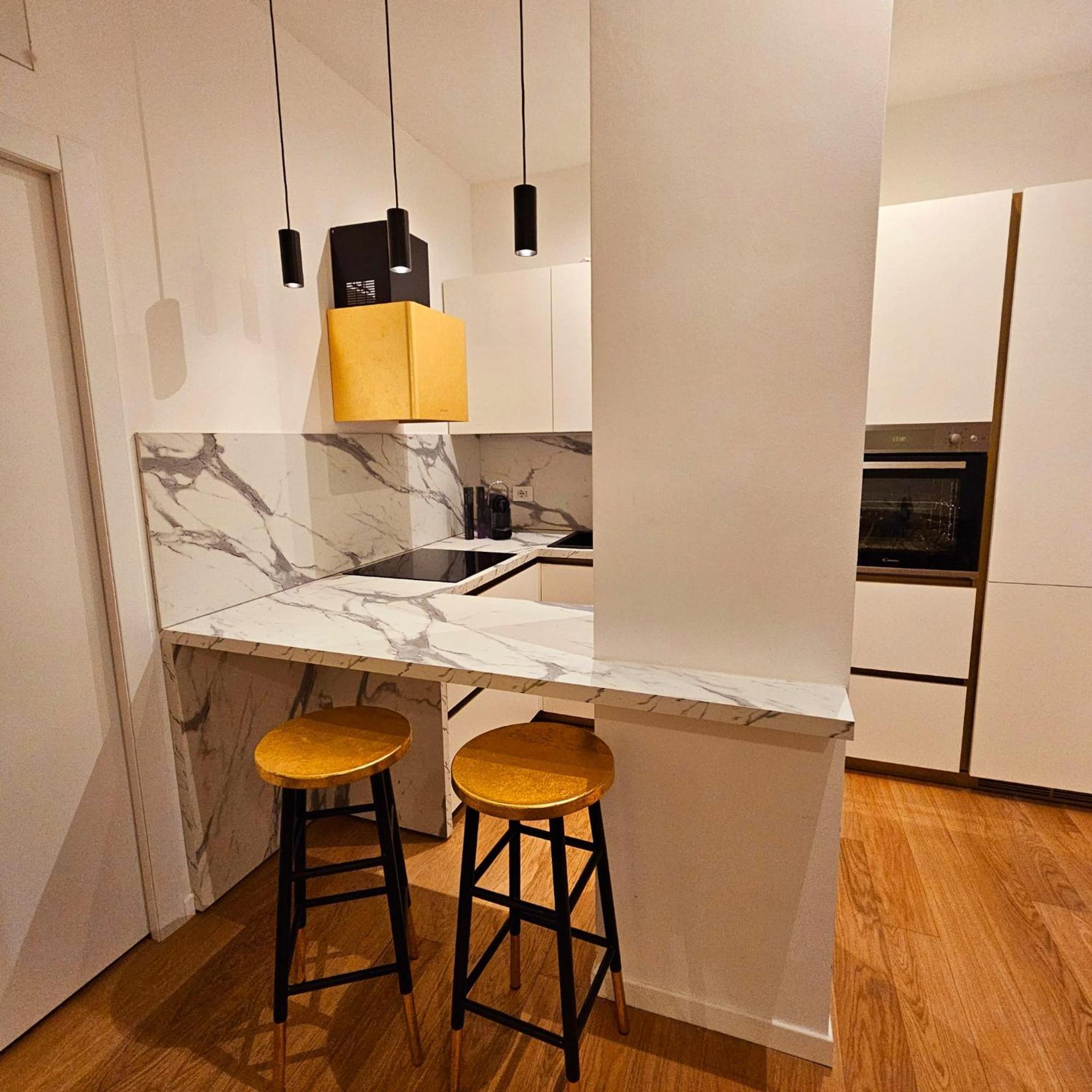 Cozy Apartment Between Sempione, City Life And Mico ! Милано Екстериор снимка
