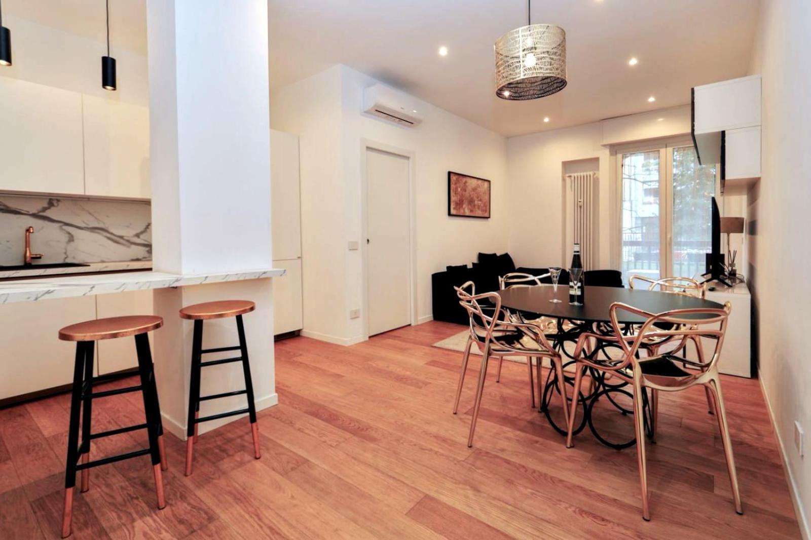 Cozy Apartment Between Sempione, City Life And Mico ! Милано Екстериор снимка
